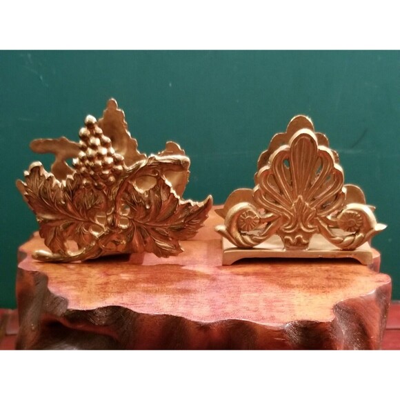 2 Vintage Ornate Cast Brass Napkin Holders Lairds Ltd. Art Nouveau Grape Vines - Picture 3 of 3